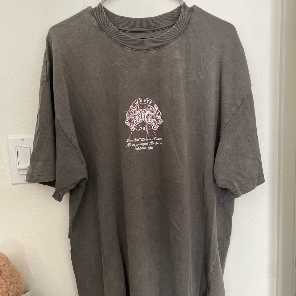 OVERSIZED Darc Sport Charcoal Wolves Club